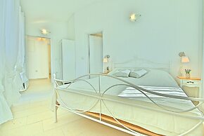 Peaceful Villa in Sveti Lovrec With Swimming Pool