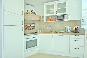 Peaceful Villa in Sveti Lovrec With Swimming Pool