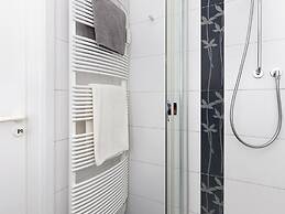 Apartment With Balcony in Ruegen