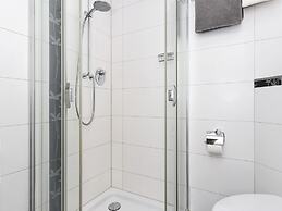 Apartment With Balcony in Ruegen