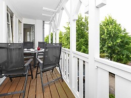 Apartment With Balcony in Ruegen