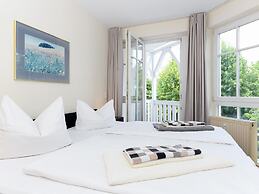 Apartment With Balcony in Ruegen