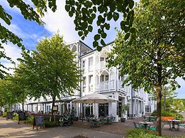 Apartment With Balcony in Ruegen