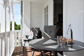 Apartment With Balcony in Ruegen