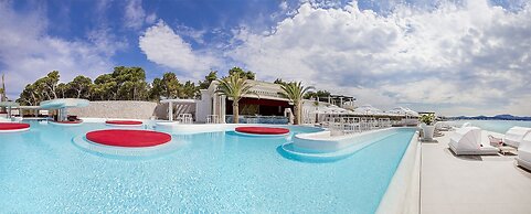 Amadria Park Deluxe Beach Mobile Home