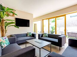 Modern Holiday Home in Avelgem with Sauna & Hot Tub