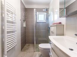 Brand new Countryside Villa With Heated Pool