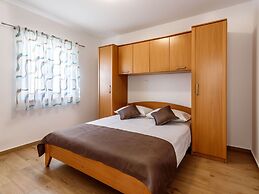 Brand new Countryside Villa With Heated Pool