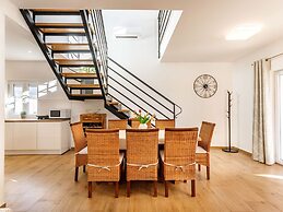 Brand new Countryside Villa With Heated Pool