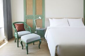 56 Surawong Hotel and Residence