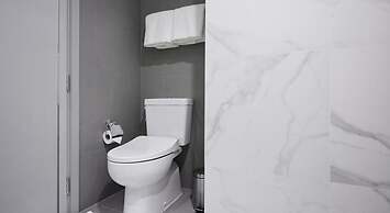 56 Surawong Hotel and Residence