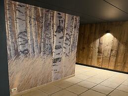 Chalet Retreat With Sauna