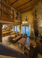 Chalet in Robertville Near Town Center