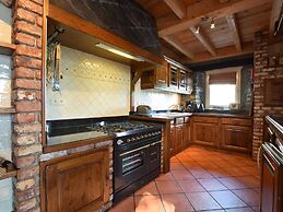 Pleasant Mill in Bastogne With Private Garden