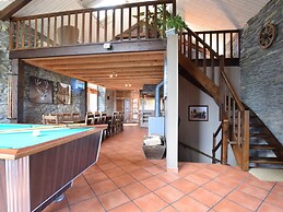 Pleasant Mill in Bastogne With Private Garden