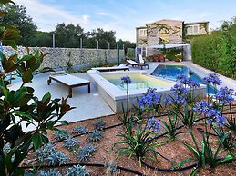 Deluxe Villa in Šibenik near Lake