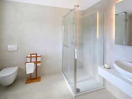 Deluxe Villa in Šibenik near Lake