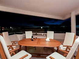 Modern Villa in Nin With Terrace