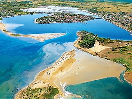 Modern Villa in Nin With Terrace