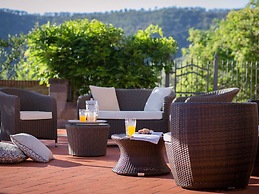 Luxurious Villa in Cortona Tuscany with Hot Tub