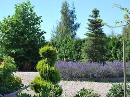 Holiday Home in Przew?oka With Forest