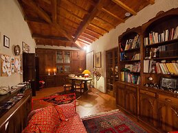 Belvilla by Oyo Villa il Castello