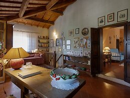 Belvilla by Oyo Villa il Castello