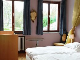 Villa for Large Groups With Sauna and Fitness