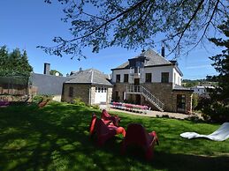 Villa for Large Groups With Sauna and Fitness