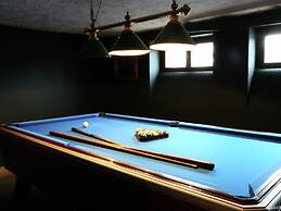 Villa for Large Groups With Sauna and Fitness