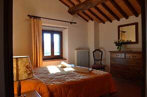 Elegant Villa Near Cortona