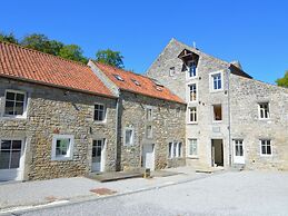 Pet-friendly Holiday Home Near Maredsous