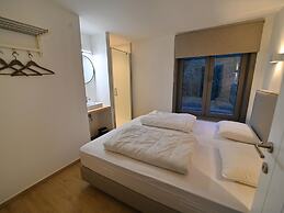 Lovely Holiday Home in Marche-en-Famenne with Hot Tub