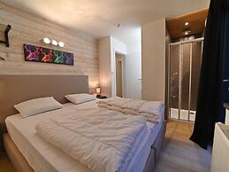 Lovely Holiday Home in Marche-en-Famenne with Hot Tub