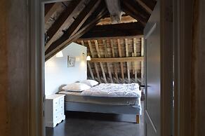 Elegant Estate Stay, Maredsous