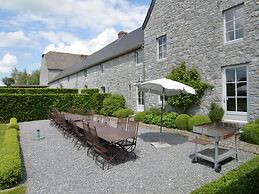 Farmhouse With Wellness Near Maredsous