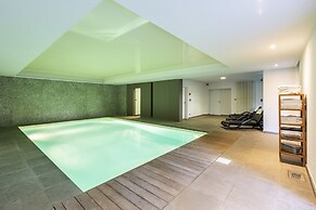 Luxurious Villa in Malmedy With Indoor Pool