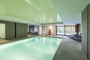 Luxurious Villa in Malmedy With Indoor Pool