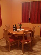 Vineyard cottage Pod piramido