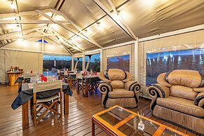 Iketla Lodge