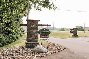 Sojourner's Lodge & Log Cabin Suites