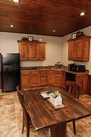 Sojourner's Lodge & Log Cabin Suites