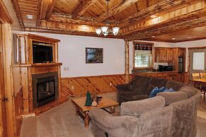 Sojourner's Lodge & Log Cabin Suites