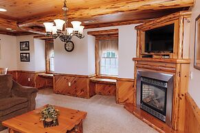 Sojourner's Lodge & Log Cabin Suites