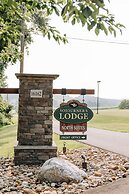 Sojourner's Lodge & Log Cabin Suites