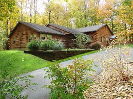 Sojourner's Lodge & Log Cabin Suites