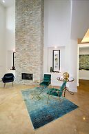 Bel Air Luxury Mansion