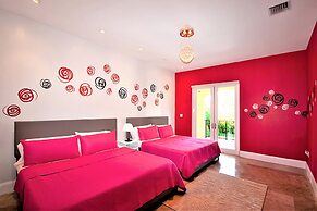 Bel Air Luxury Mansion