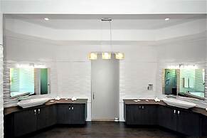 Bel Air Luxury Mansion