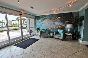 Bel Sole Penthouse 1801